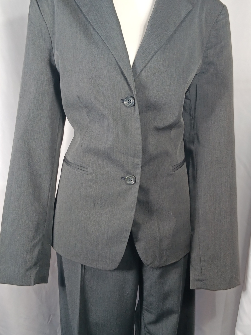 Jaclyn Smith Charcoal Gray Tailored Two-Button Blazer